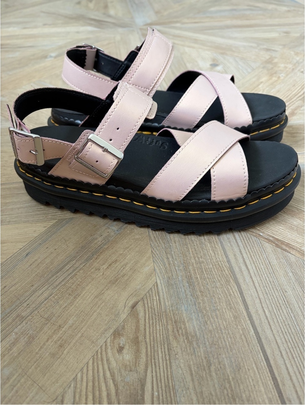 Dr Martens Voss II Sandal Powder Pink Size 10 Iridescent Leather Summer Goth